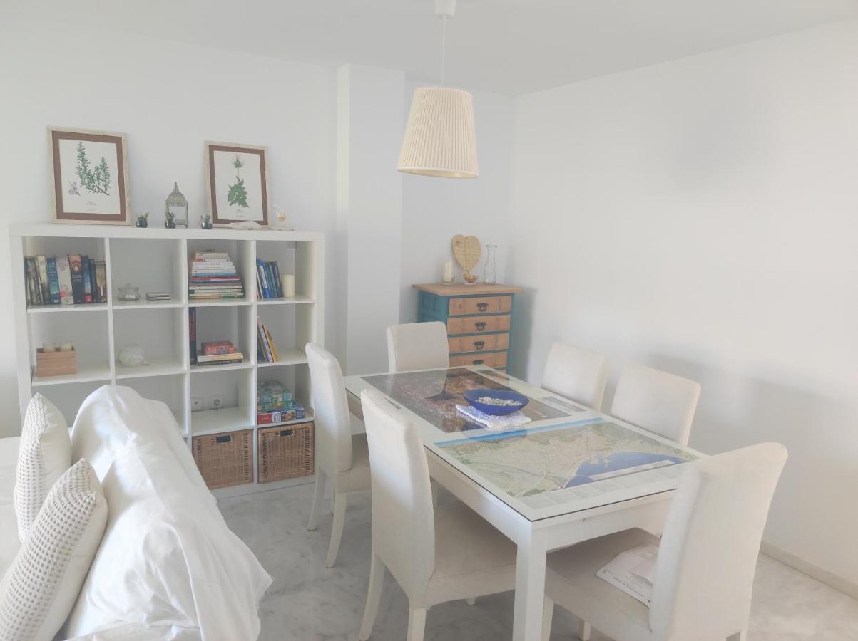 Luz Blanca-Wifi-Beach-Parking Malaga Bagian luar foto